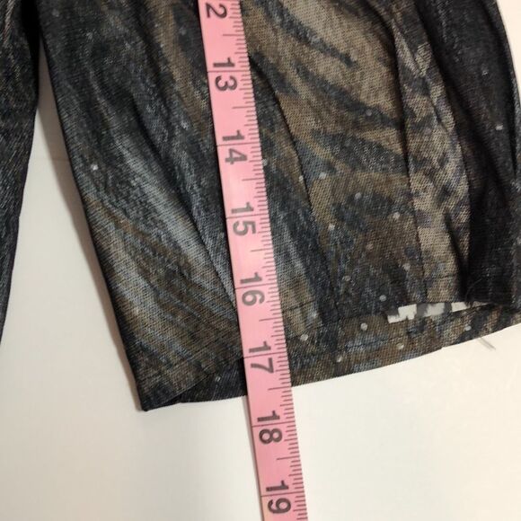 Damee, Inc. Cropped Jacket with Animal Print Lining - Picture 14 of 16